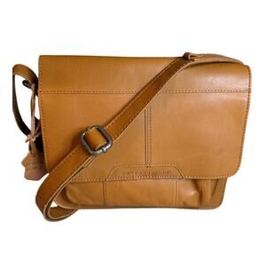 Spikes & Sparrow Leather Crossbody Bag Tan